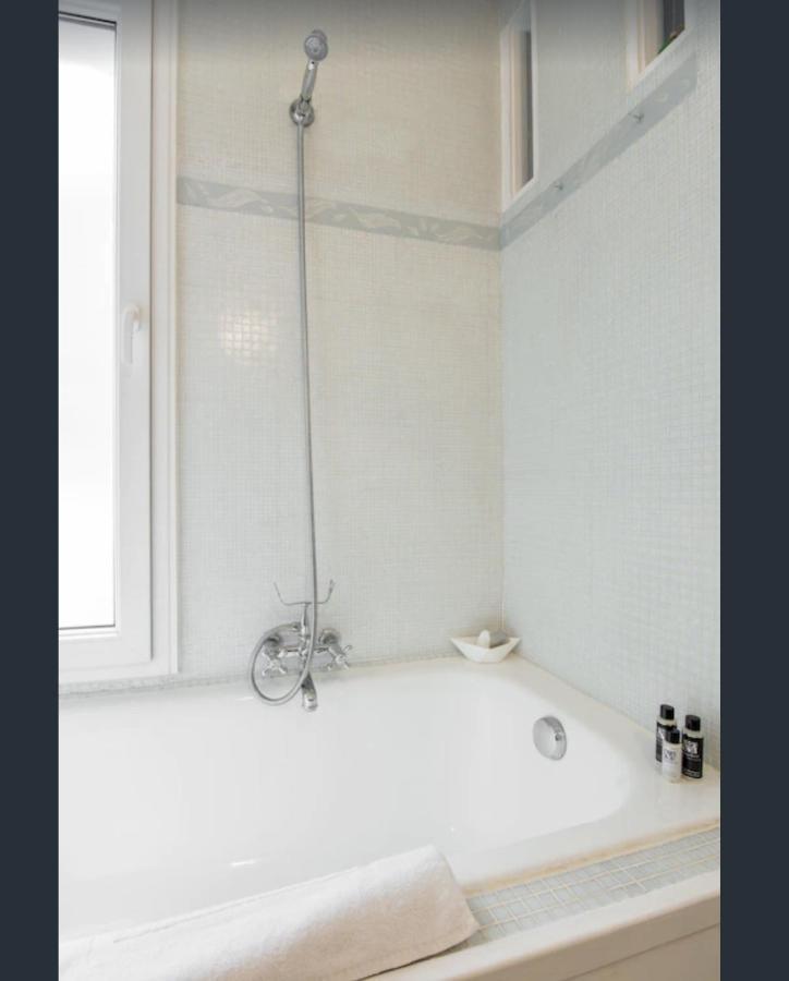 Paris Petit Appartement Lumineux Et Atypique Exteriér fotografie