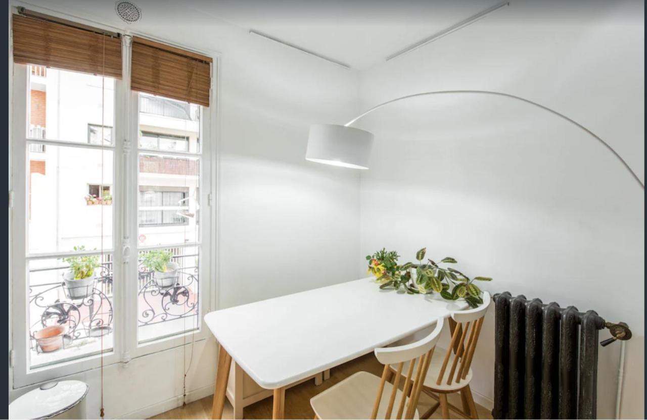 Paris Petit Appartement Lumineux Et Atypique Exteriér fotografie